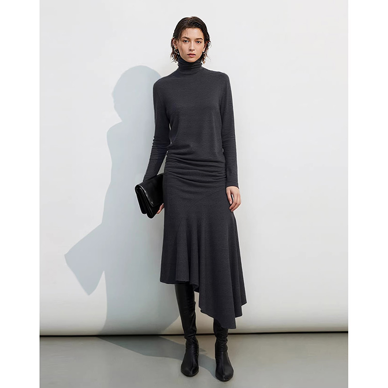 Chic Stripes Dress Collection with Customized Logo for Fashion Lovers
