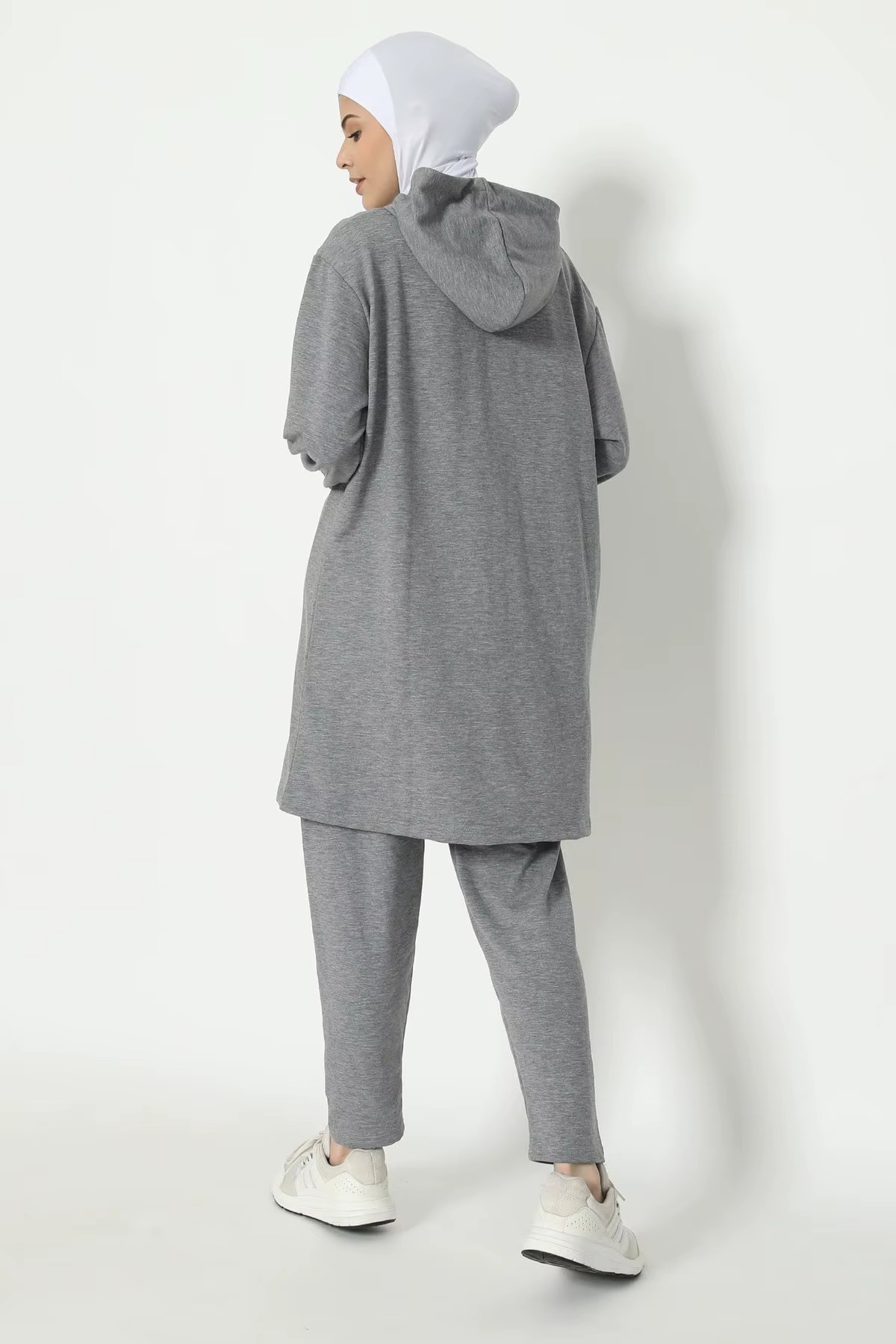 Active Wear Modest Sportswear for Women Solid Sweatshirt with Islamic Fashion Muslim Active Wear Gym Clothing