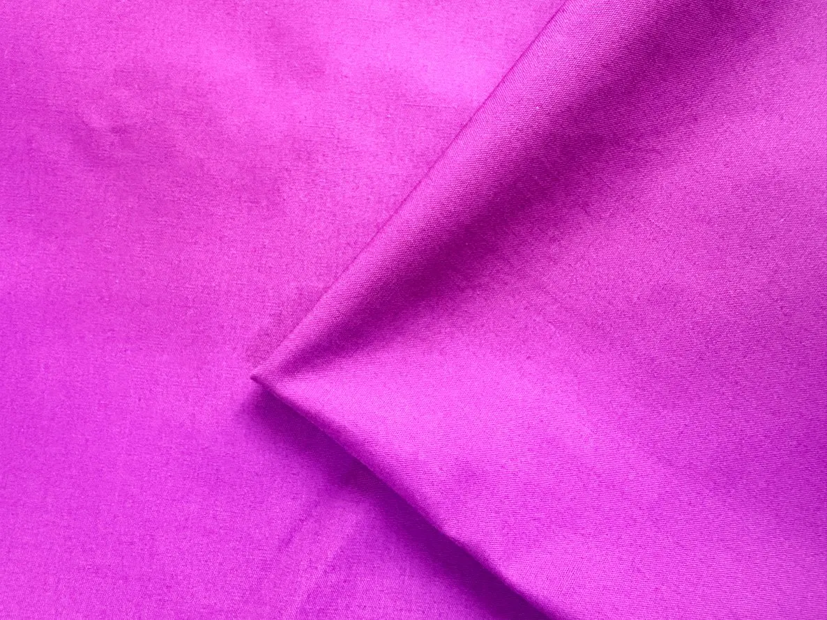Smooth Mercerized Cotton Shirting Fabric for Professional Business Attire and Formal Office Wear