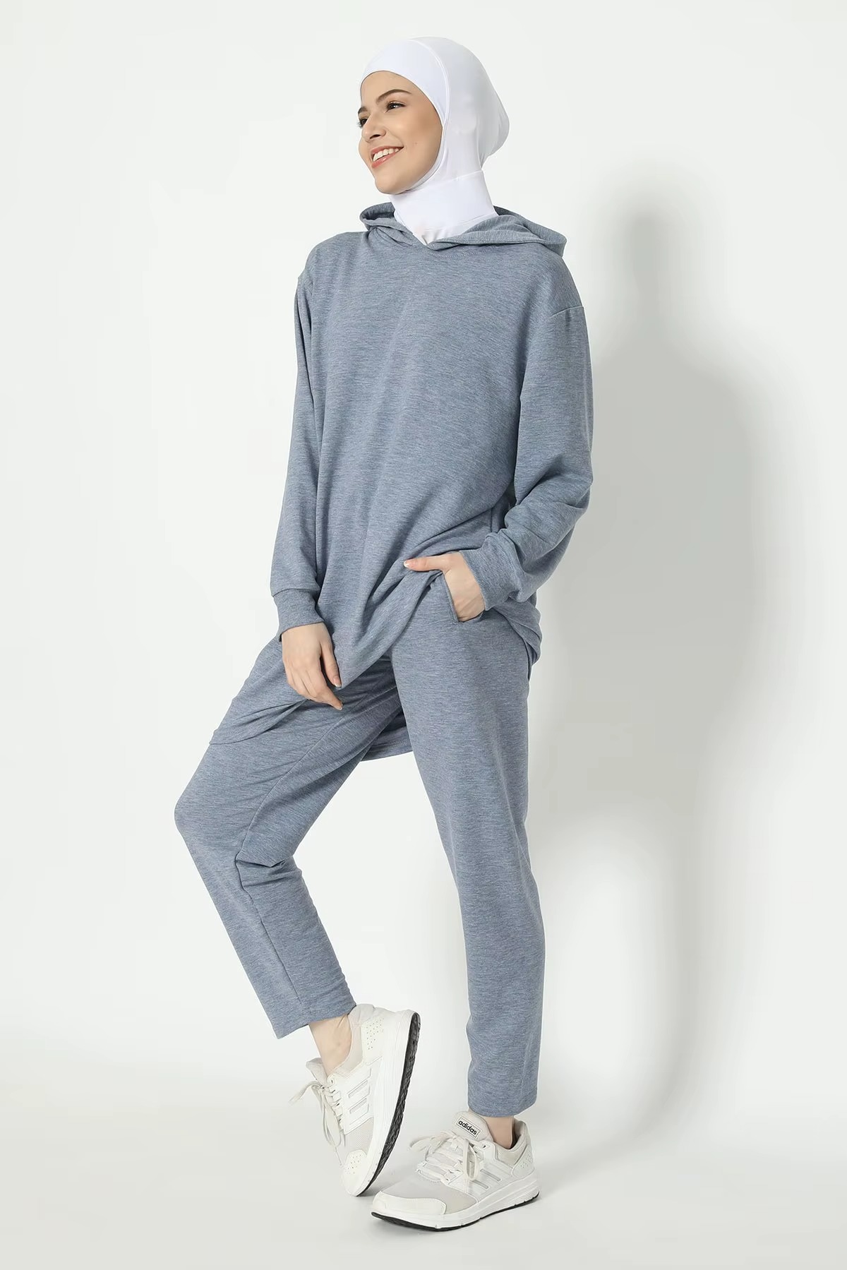 Active Wear Modest Sportswear for Women Solid Sweatshirt with Islamic Fashion Muslim Active Wear Gym Clothing