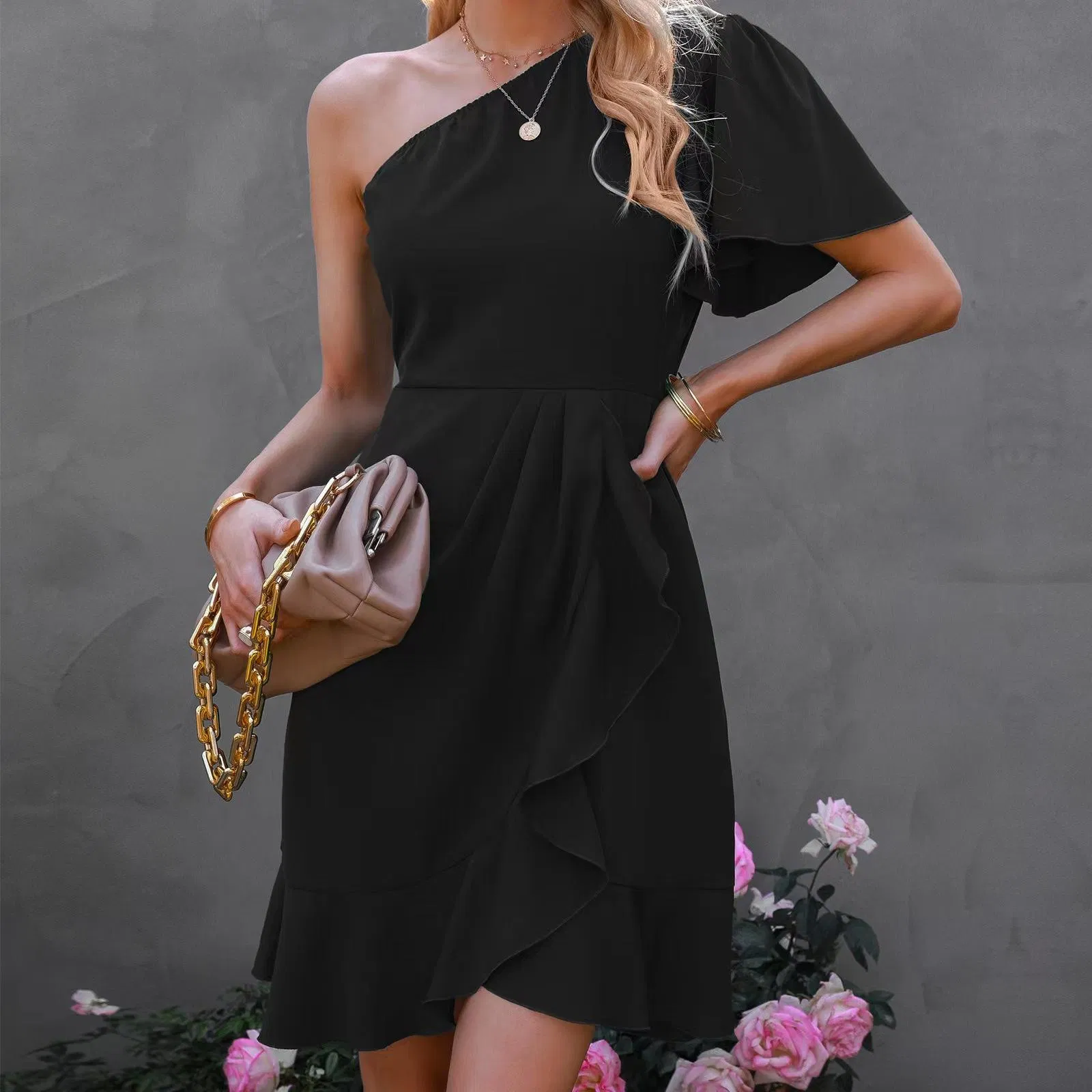2025 Fashion Summer Solid Color Slash Neck One Shoulder Short Sleeve Dress