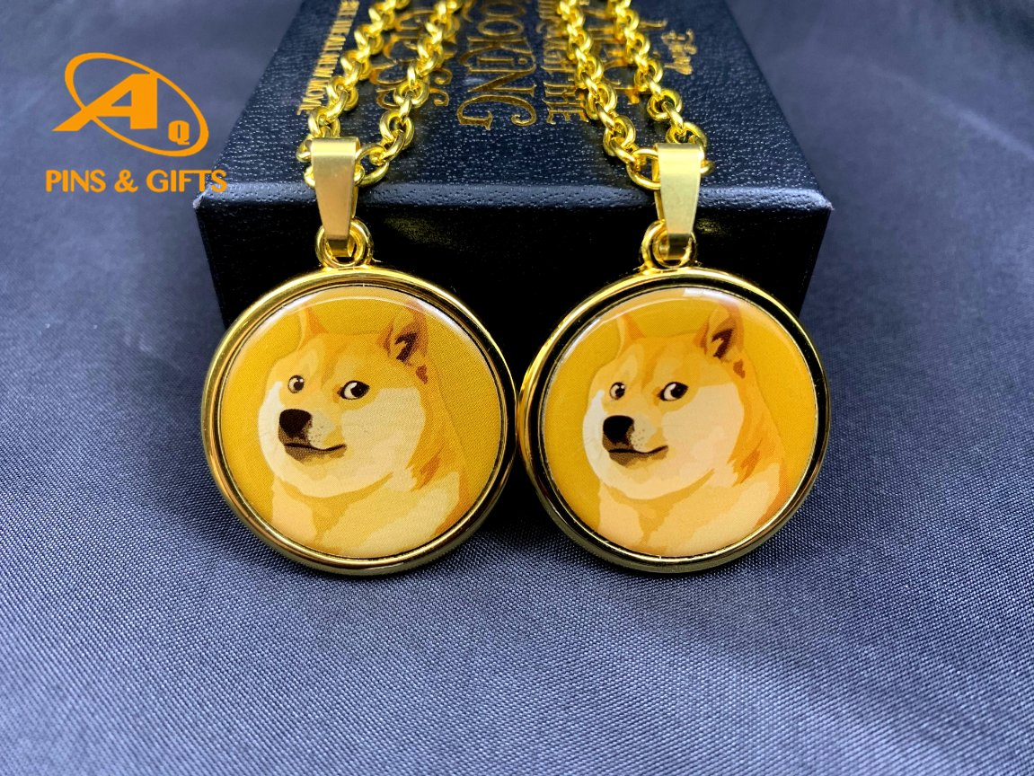 Hot Sales Fashion Gift Bitcoin Souvenir Physical Bit Coin Dogecoin Collection Funny Gold Silvery Plated Commemorative Doge Coins