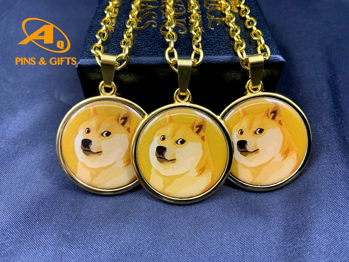 Hot Sales Fashion Gift Bitcoin Souvenir Physical Bit Coin Dogecoin Collection Funny Gold Silvery Plated Commemorative Doge Coins