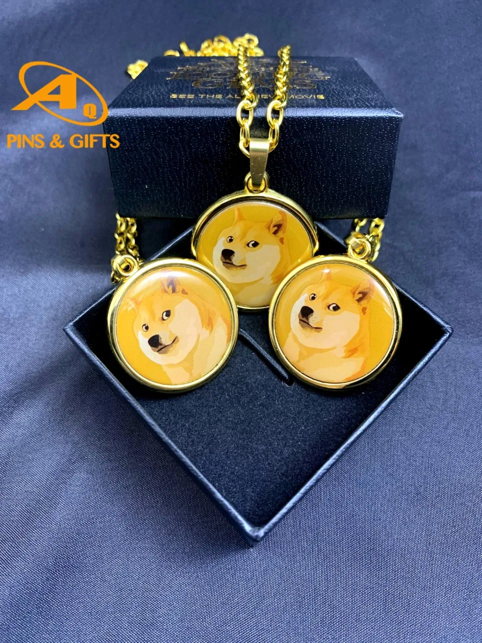 Hot Sales Fashion Gift Bitcoin Souvenir Physical Bit Coin Dogecoin Collection Funny Gold Silvery Plated Commemorative Doge Coins