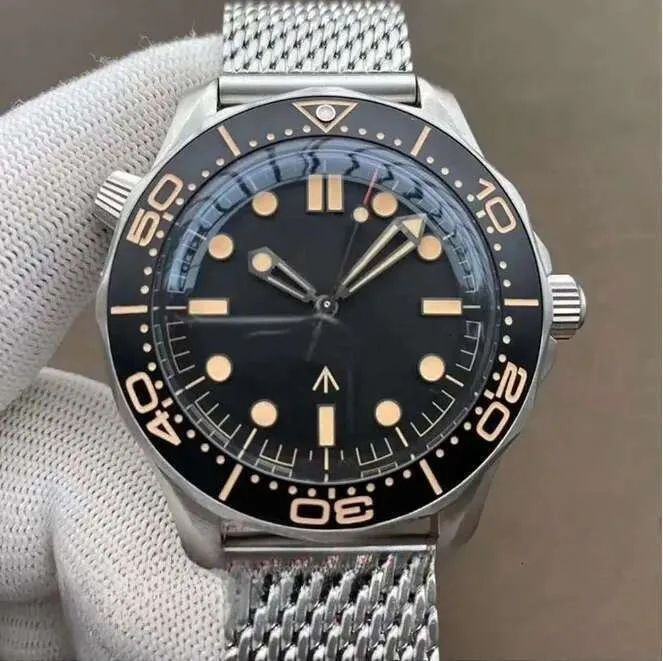 Men 300-Meter Diving 007 Designer Watches Men AAA+ High-Quality 42mm Mechanical Automatic Sapphire Mirror Surface Watch