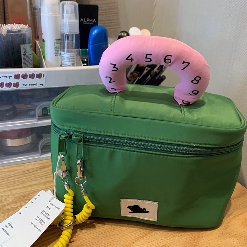 Manufacturer Cosmetic Bag Collection Nylon Waterproof Portable Bag Large Capacity Fashion Cute