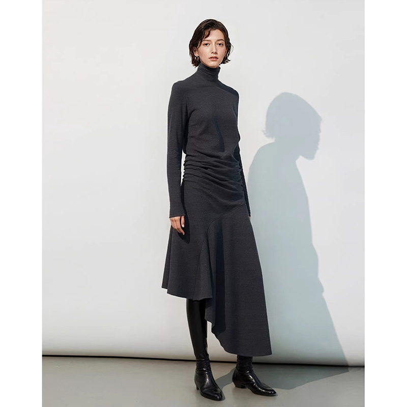 Chic Stripes Dress Collection with Customized Logo for Fashion Lovers
