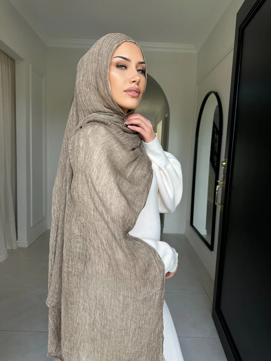 2025 New Design Antique Color Fashion Rayon Textured Hijab Crinkle Pattern Muslim Women's Hijab Dyed Wrinkled Long Scarf QK351