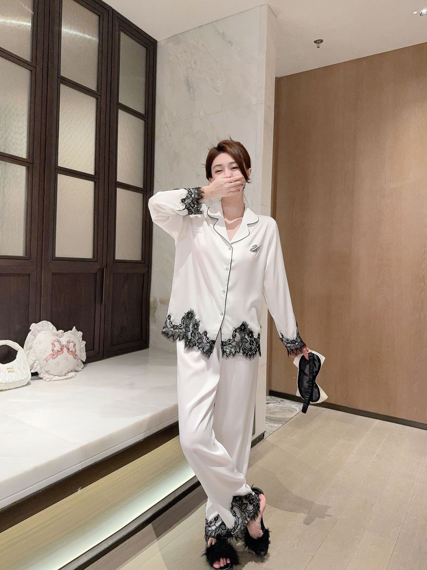 Women's Ice Silk Pajama Set - Lace Trim Patchwork Two-Piece, Luxury Elegant Soft Home Loungewear