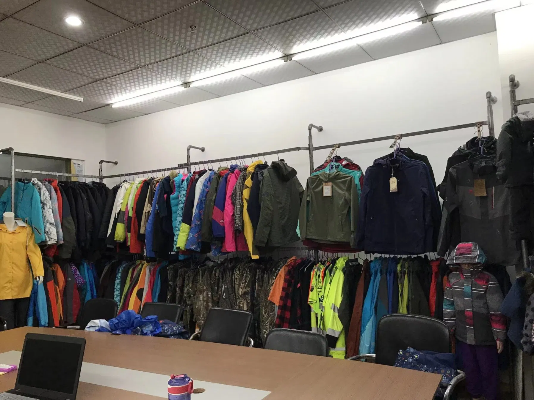 Women's Winter Outdoor Apparel Ladies Outerwear Snow Jacket