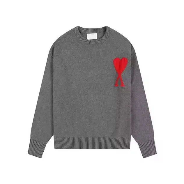 Women's Winter Round Neck Pullover Sweater Stylish Heart-Shape Patterned Streetwear with Logo Front
