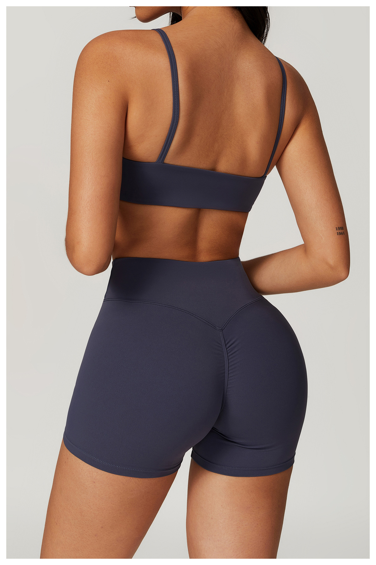 Eco-friendly Recycled Tight and Quick-drying Yoga Suit Outer Wear Running Sports Short Suit Beauty Back Fitness Clothing Female