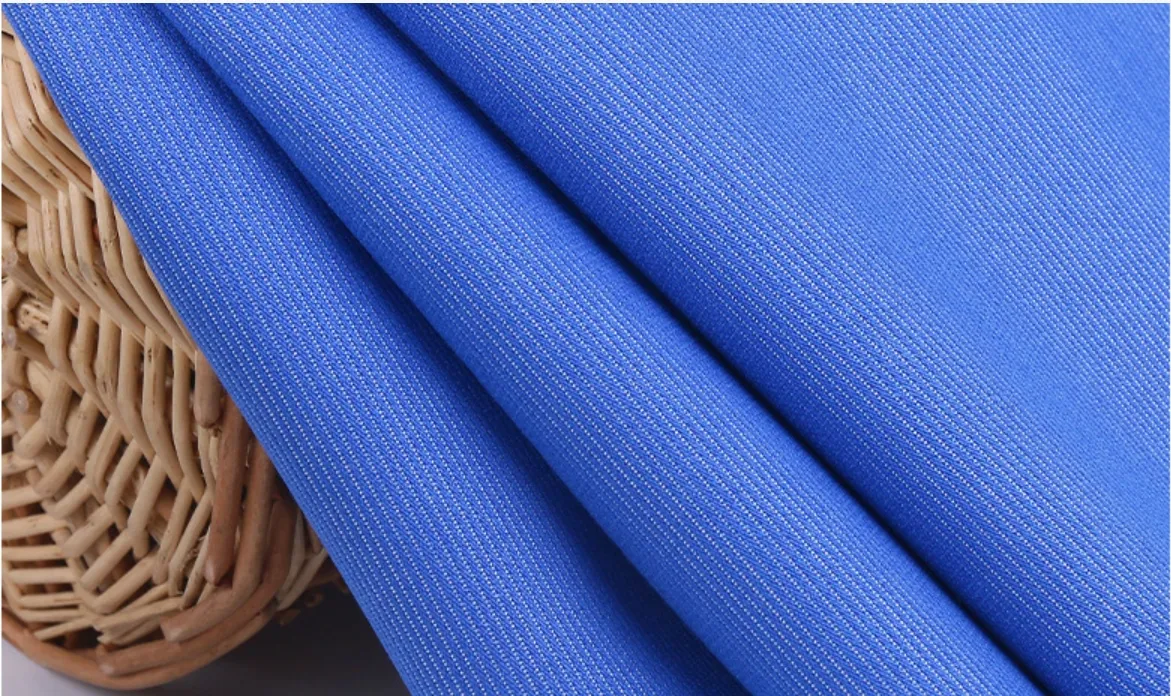 Luxurious Signature Suit Fabric for Business Attire in Spring and Autumn
