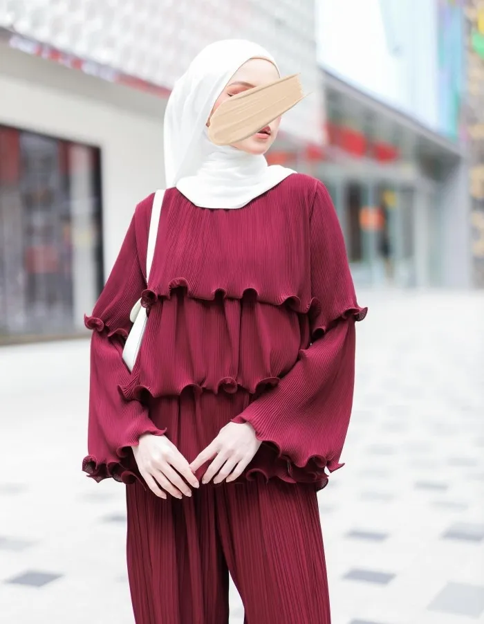 Stylish Sipo Baju Kurung Attire for Modern Muslim Women
