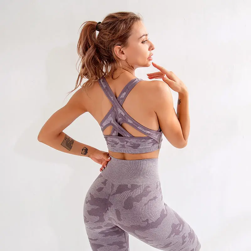 New Arrivals Breathable Lightweight Eco-Friendly Seamless Activewear Sport Wear Women Yoga Set 2-Piece Plus Size Gym Fitness