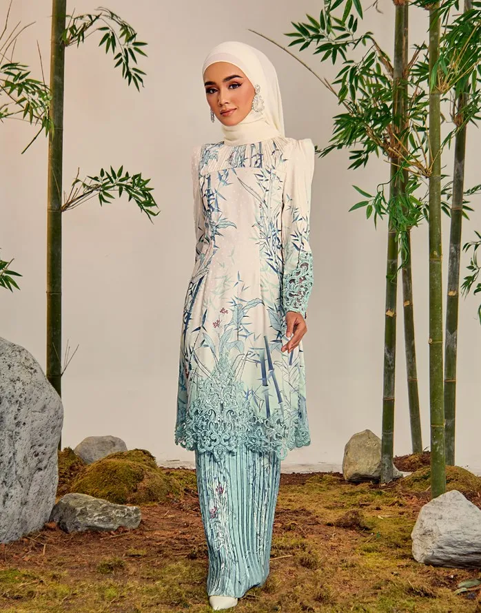 Stylish Sipo Baju Kurung Attire for Modern Muslim Women
