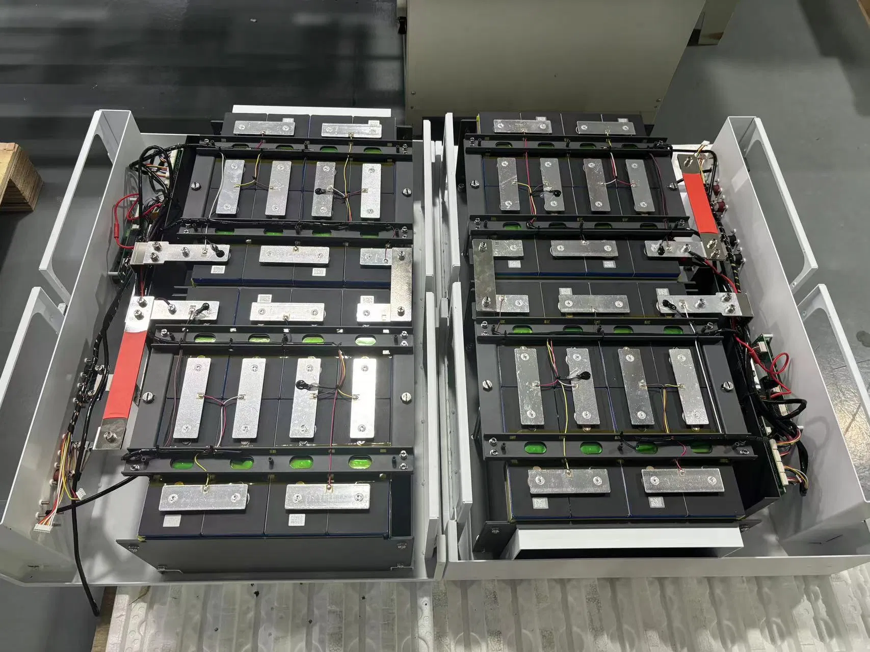 51.2V 100ah Batería de Ion de Litio 48V 100ah 5kw 10kw Sistemas Solares 48V 100ah LiFePO4 Paquete de Batería