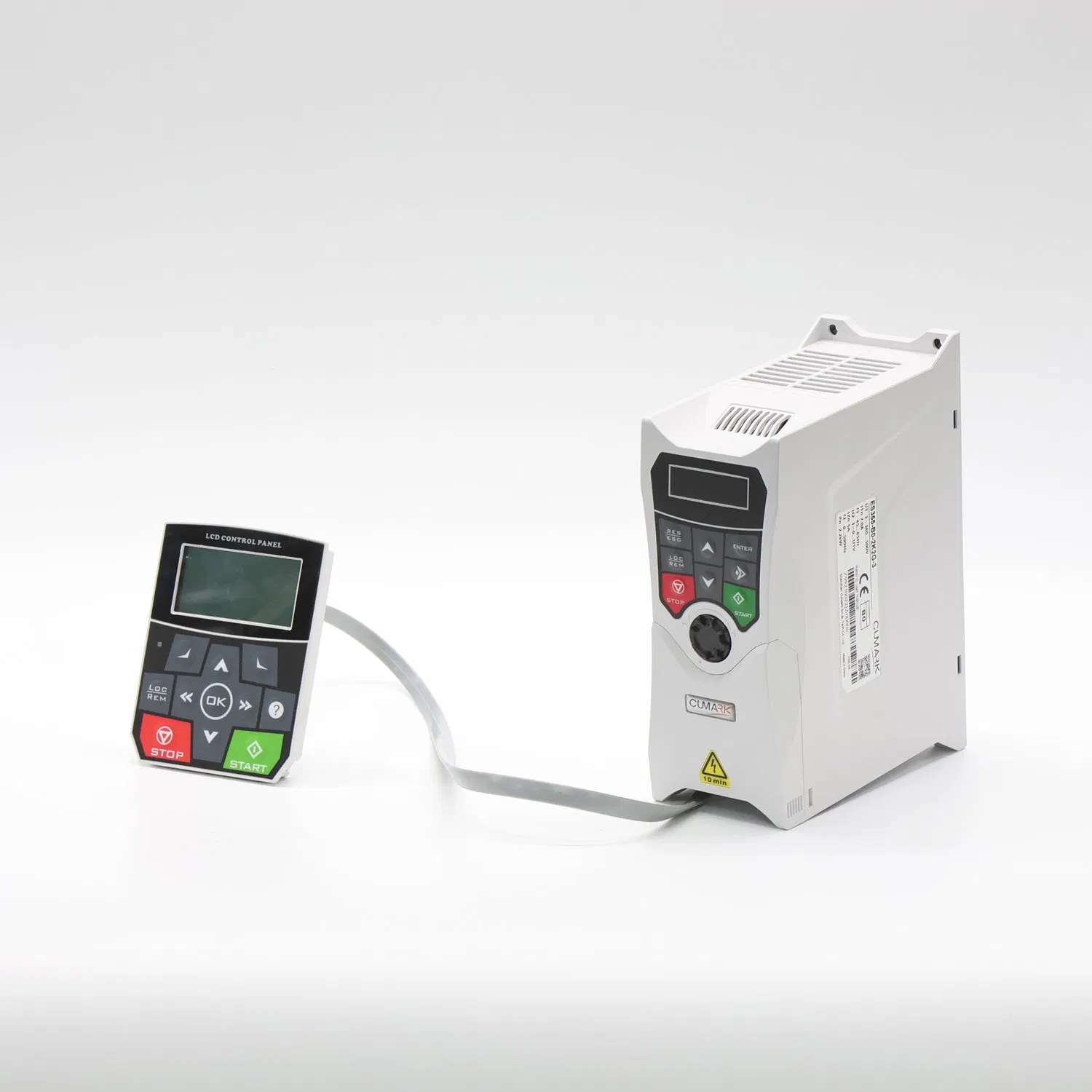 Inversor de Bomba Solar Híbrido de Entrada 0~900VDC y 220~500VAC 5.5kw en Tratamiento de Aguas Residuales