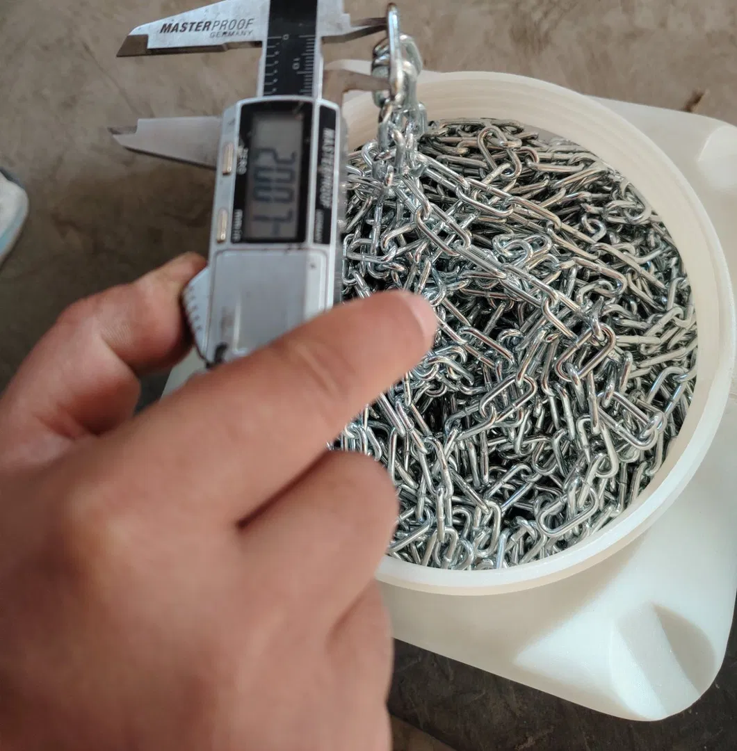 سلسلة حلقات متوسطة ملحومة من الفولاذ المقاوم للصدأ المجلفن G30 DIN764 4mm