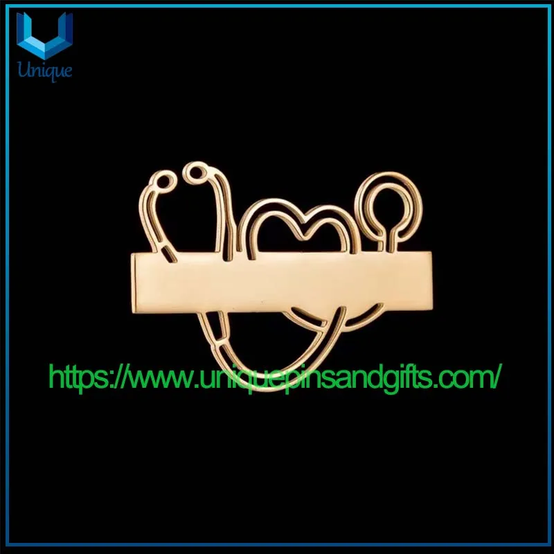 دبوس ستاثوسكوب من الفولاذ المقاوم للصدأ بتصميم أوروبي جديد، مخصص مع اسم محفور ومفرغ