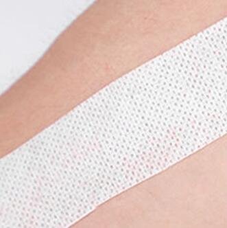 Non-Woven Bandage Waterproof Adhesive Wound Dressing Rolled