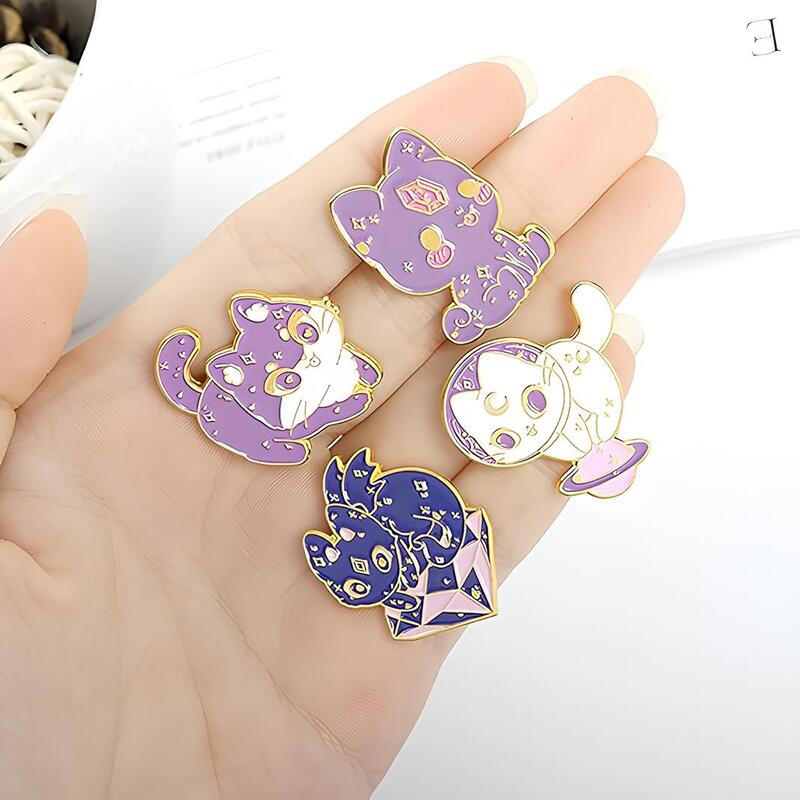 Amostra Grátis Personalizada de Anime Cartoon Criativa Personalidade Mágica Noite Gato Pins de Esmalte