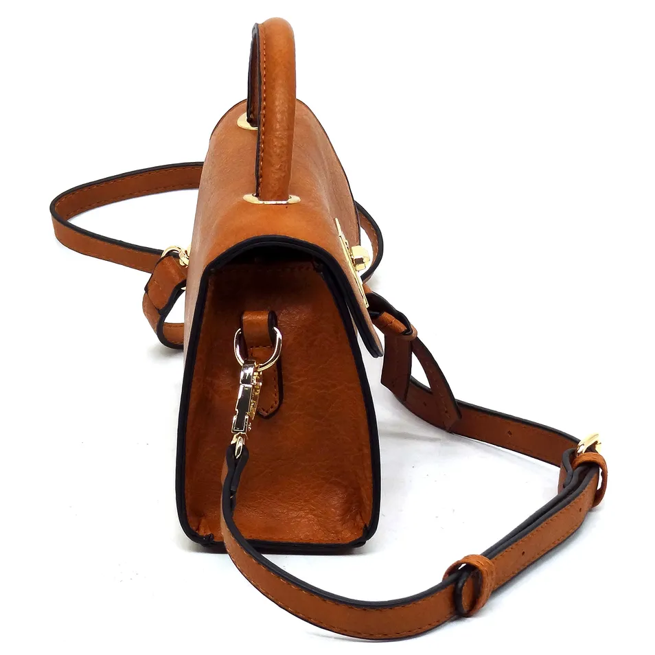 Bolsa Transversal com Fecho Estiloso para Mulheres Modernas