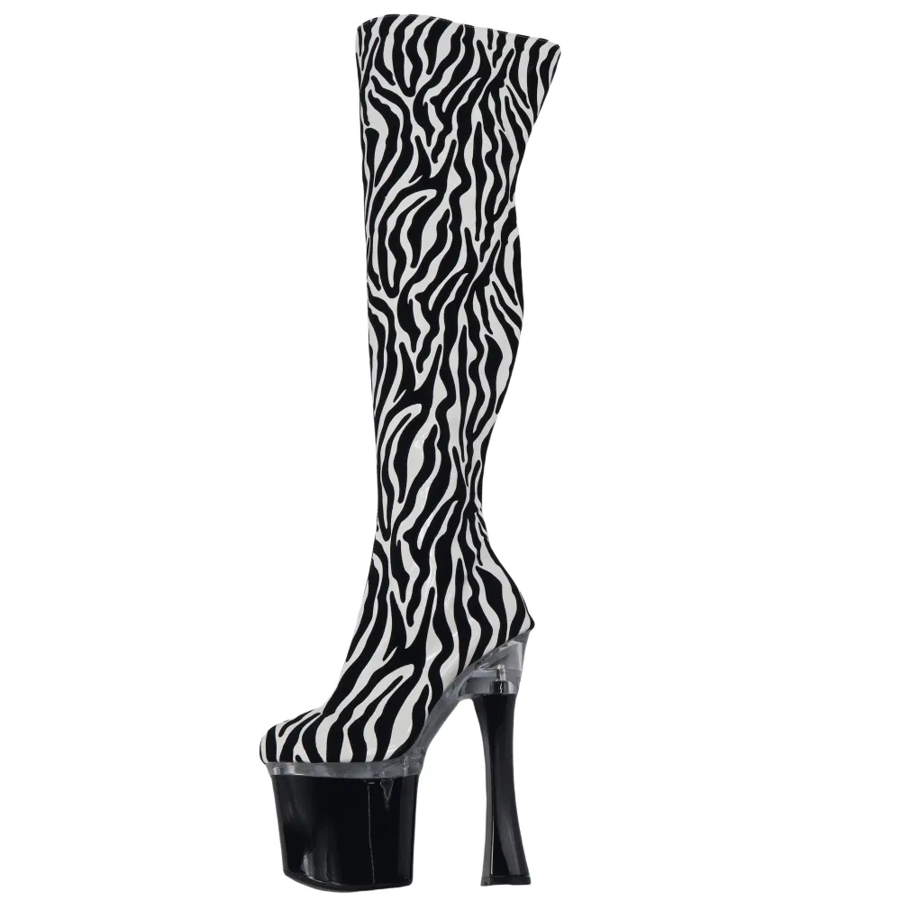 Botas de Mulheres até o Joelho para Festa Noturna no Clube Zebra