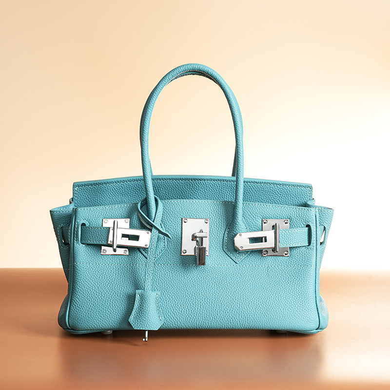 Marca de Designer Chic e Trendy Clone Senhora Moda Couro Premium Alta Qualidade Elegante Clássico Bolsa de Mão Couro de Alta Grão Estilo Horizontal Platina Mulheres Bolsa Durável