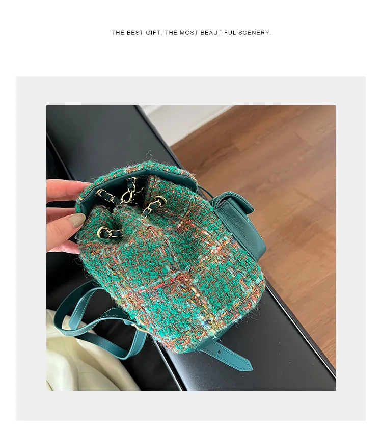 Mochila Mini de Pelúcia com Design de Logo Marca Famosa de Couro Luxuoso para Mulheres Mochila Personalizada com Quilting