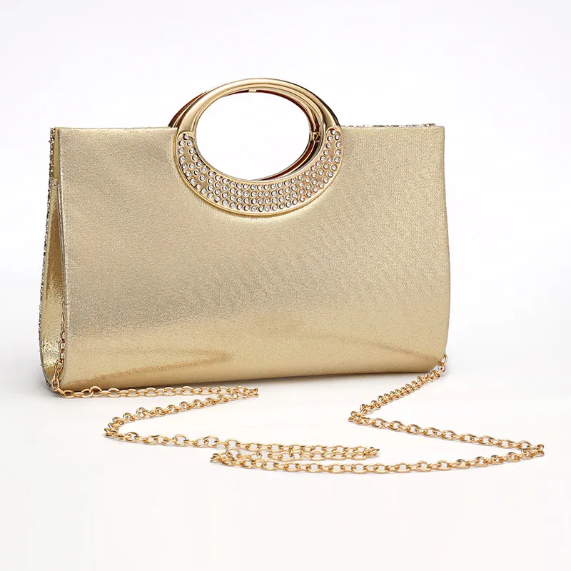Clutch de noite com strass e alça de corrente