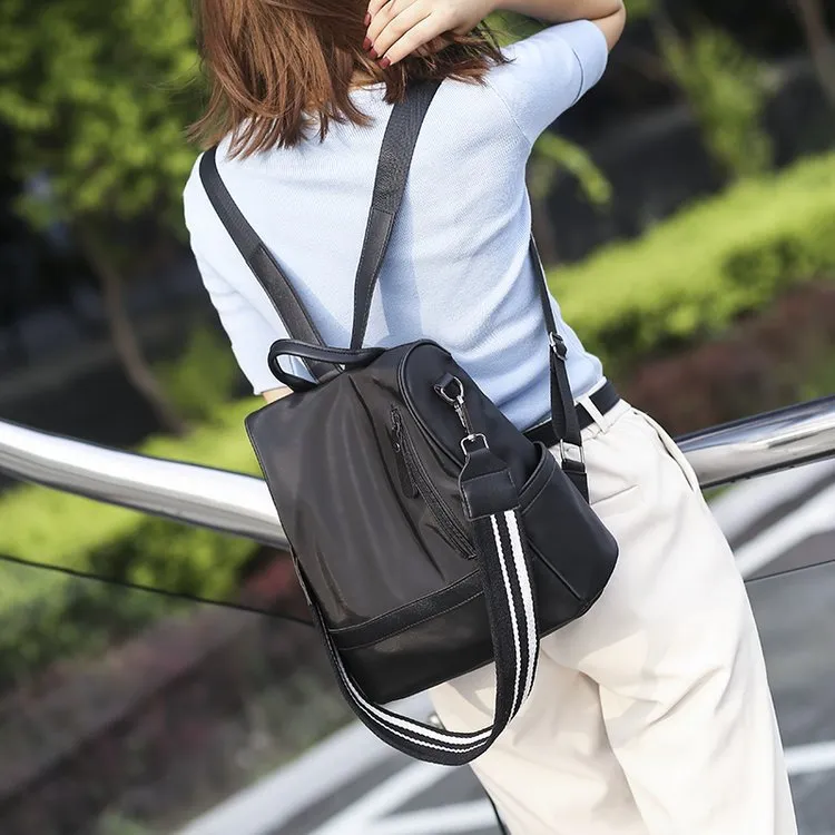 Mochila Escolar para Meninas Moda Mochila Multifuncional Casual para Mulheres Designers Mochila Mini de Nylon