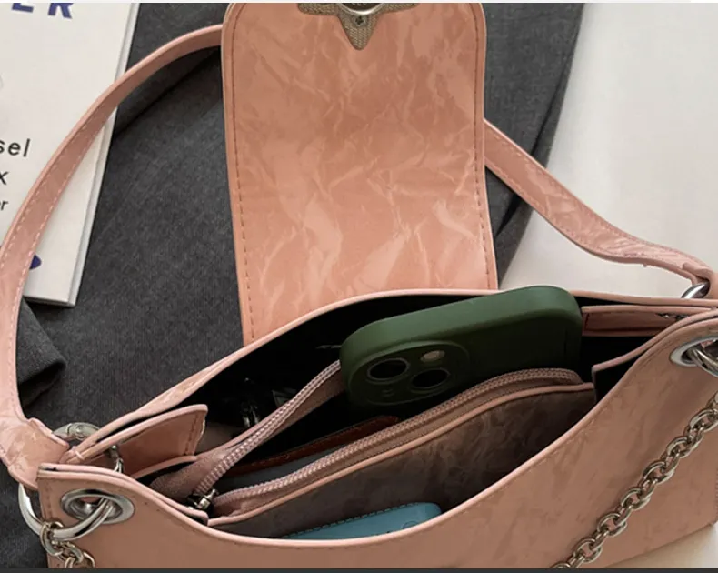 Bolsa Trendy para Mulheres, Bolsa de Ombro Hobo de PU Macio, Bolsa Casual Chic de Braço com Corrente