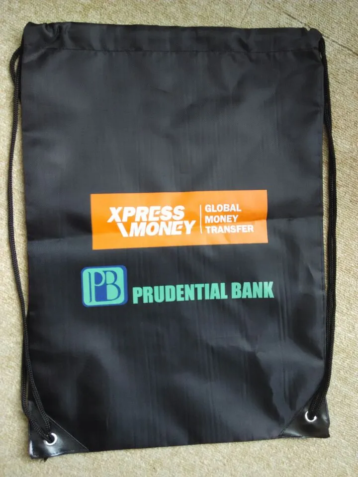 Mochila escolar de cordão promocional impressa em RPET poliéster nylon reciclado barato 190t 210d
