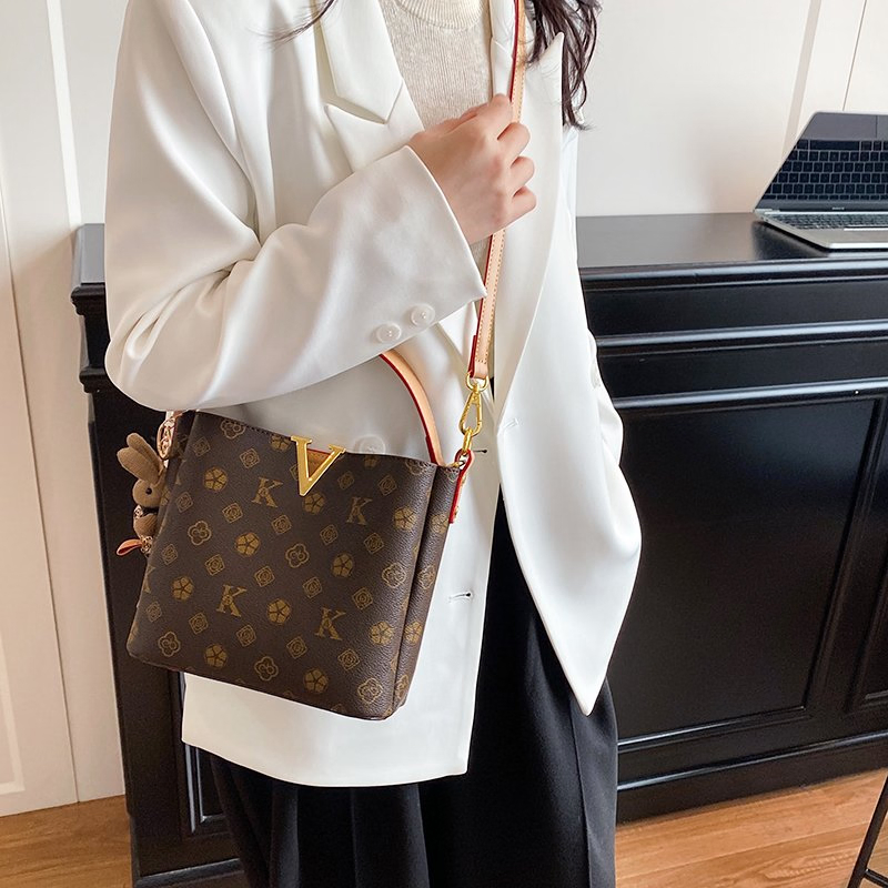 Bolsas de Ombro Designer para Mulheres em Couro PU 1: 1 Bolsas de Mão Estilo Balde para Senhora