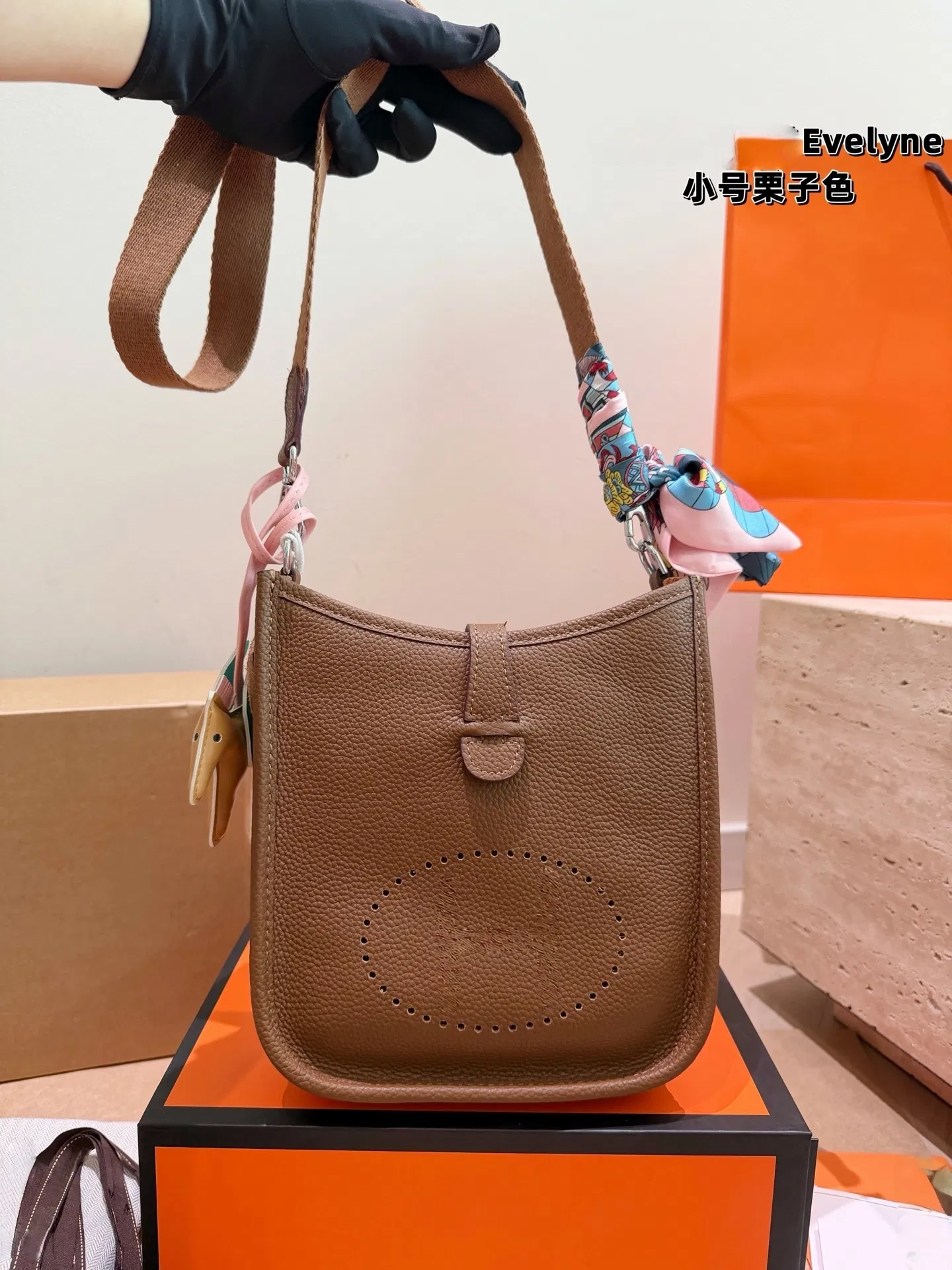 Detalhe Bolsa Mini Hobo 8
