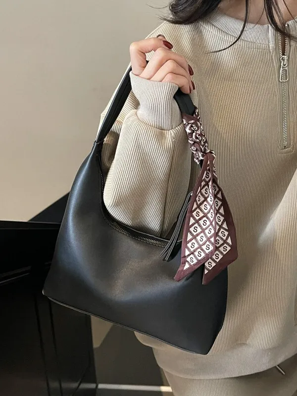 Bolsa feminina detalhe 6