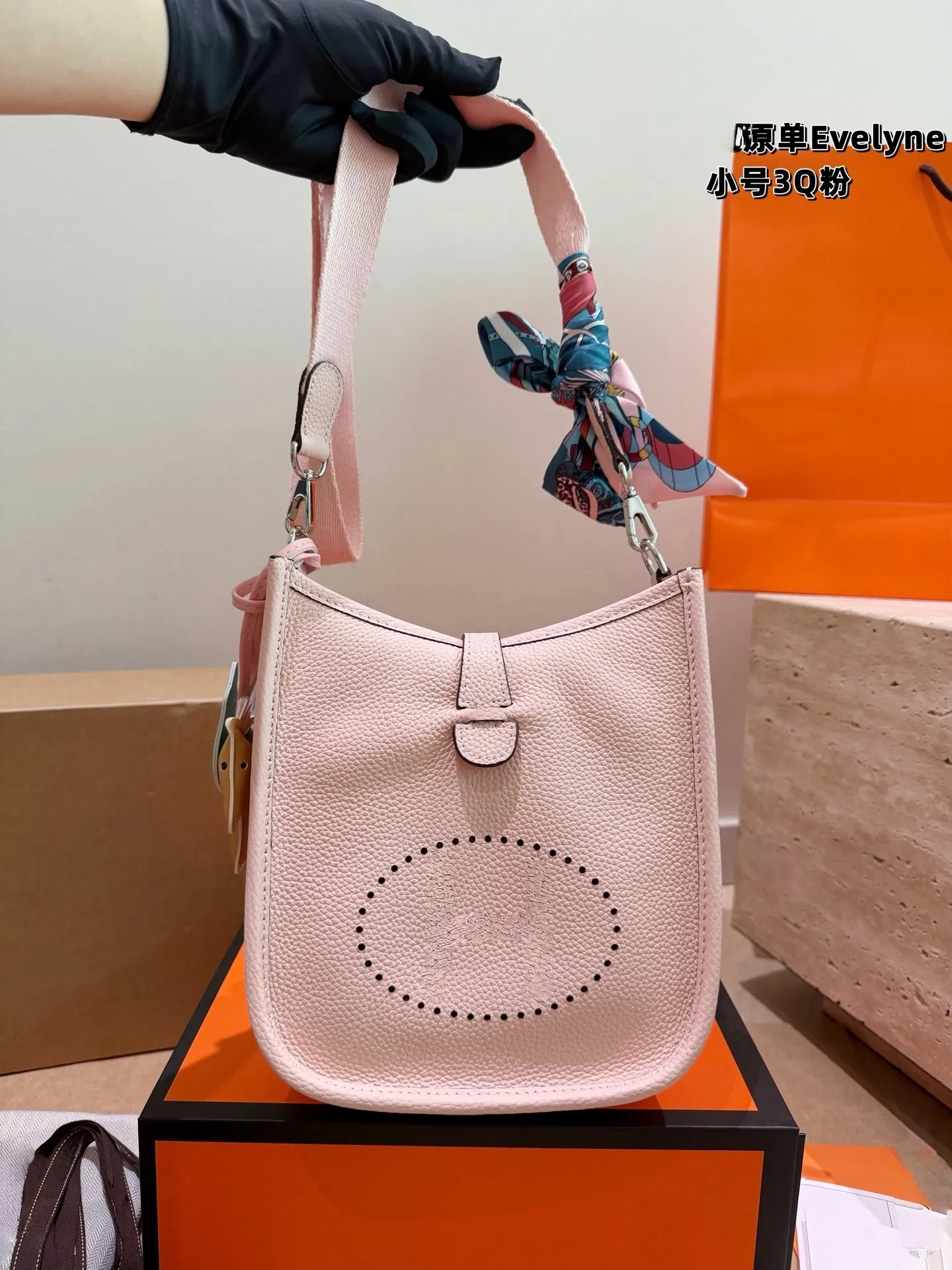 Detalhe Bolsa Mini Hobo 7