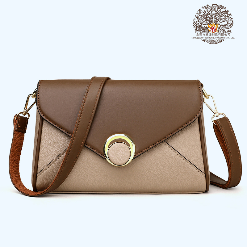 Bolsa transversal ajustável de PU texturizado premium, versátil e prática, com hardware refinado