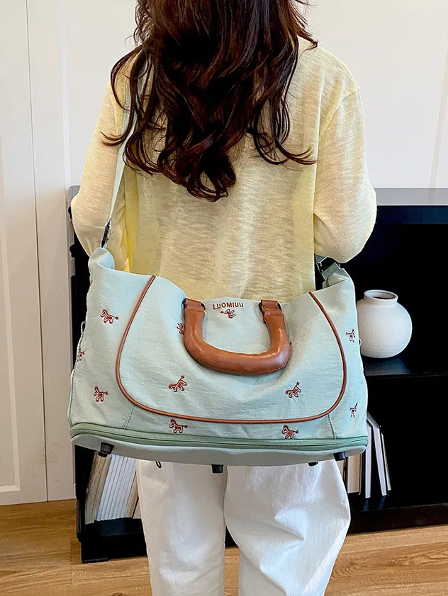 Bolsa feminina detalhe 5