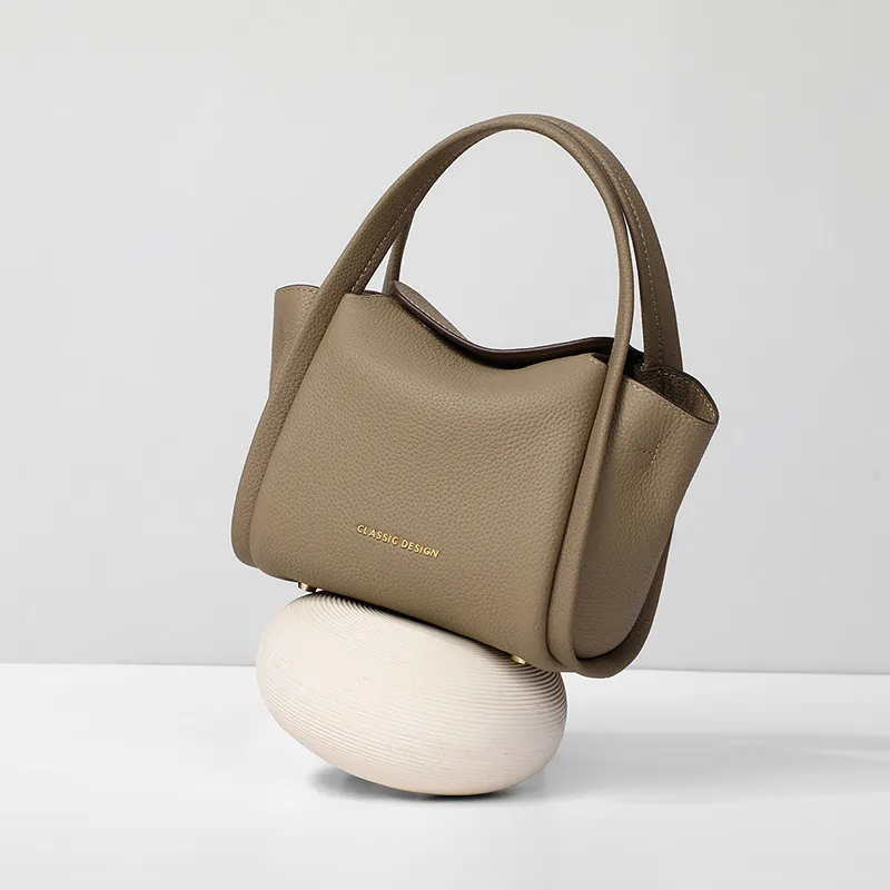 2024 Nova Bolsa Transversal Cesta de Vegetais Bolsa de Balde de Água Bolsa de Mão Feminina de Luxo Leve