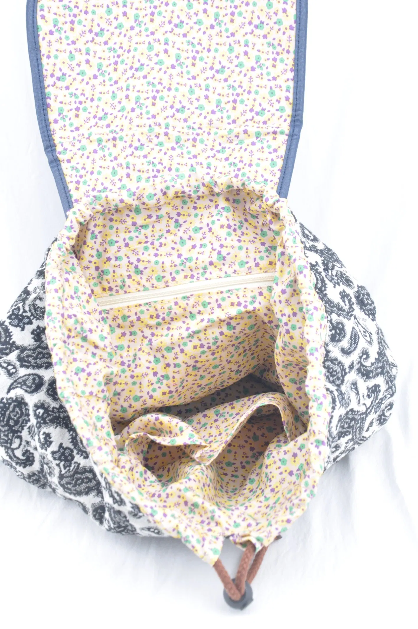 Mochilas de Escola e Viagem para Meninas e Mulheres em Lona Jacquard 34X14X34cm