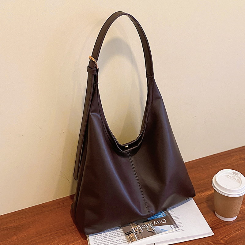 Bolsa Hobo Grande de PU Macio com Alça Ajustável e Estilo Trendy