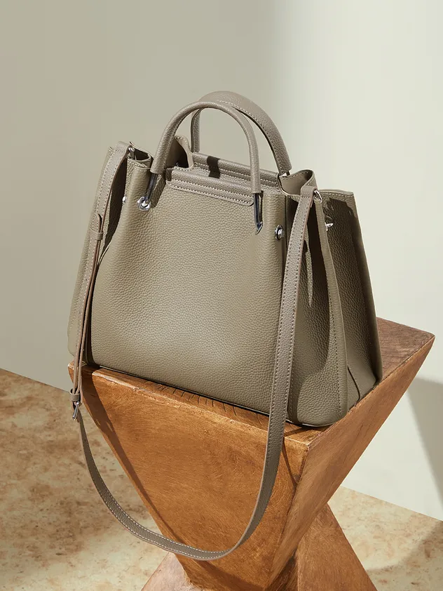 Bolsa feminina detalhe 4