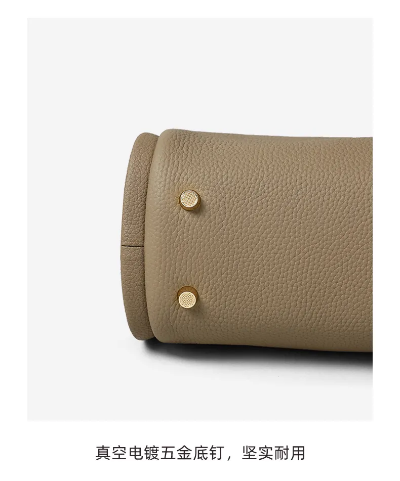 2024 Nova Bolsa Transversal Cesta de Vegetais Bolsa de Balde de Água Bolsa de Mão Feminina de Luxo Leve