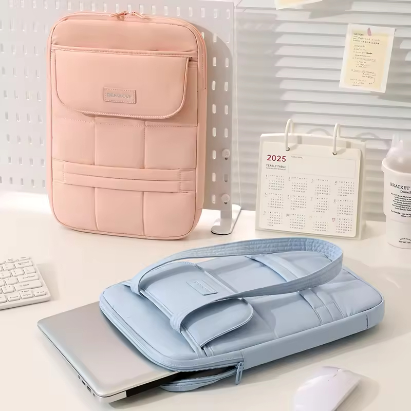 Bolsa de Ombro Slim Unissex Estilosa em Poliéster Durável, Impermeável, À Prova de Choque, com Múltos Compartimentos e Anti-Risco