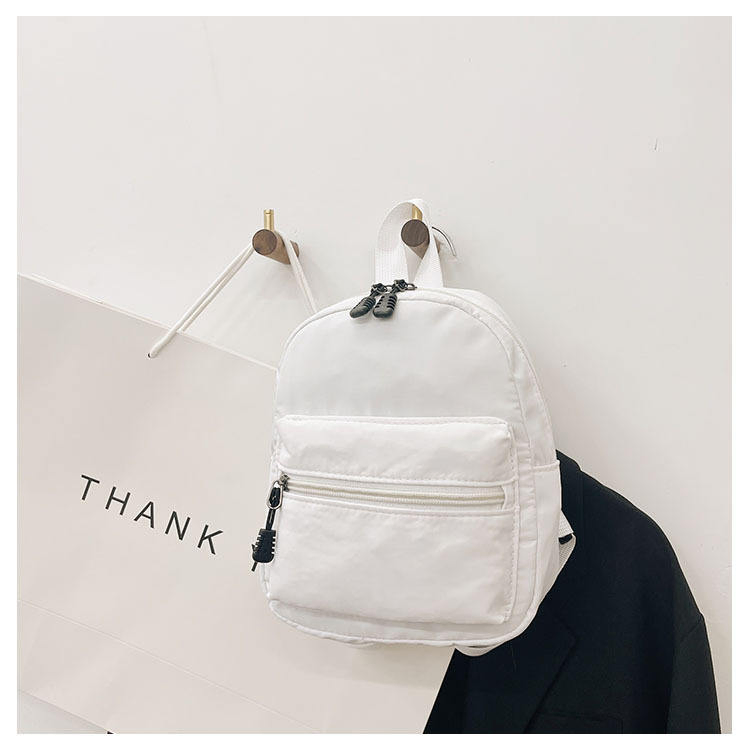 Mochilas Mini Femininas Tendência Nylon Estilo Preppy Bolsas de Viagem para Estudantes Design Personalizado Mochila Pequena para Esportes