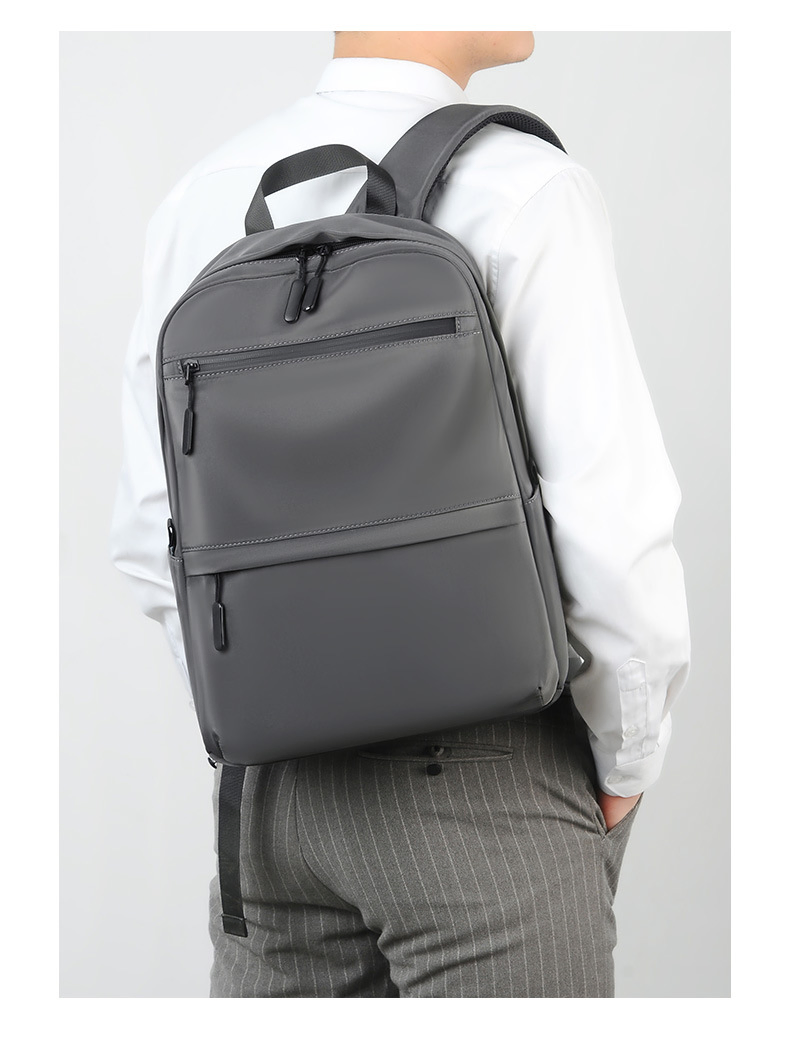 Mochila de Viagem para Laptop Espaçosa e Resistente à Água com Carregamento USB Elegante 16inch