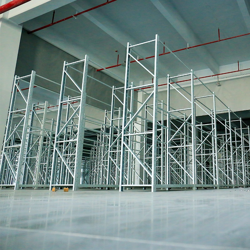 Shanghai Wholesale Multi-Level Steel Powder Coated Warehouse Rack with Corrosion Protection Hanging Cloth Support