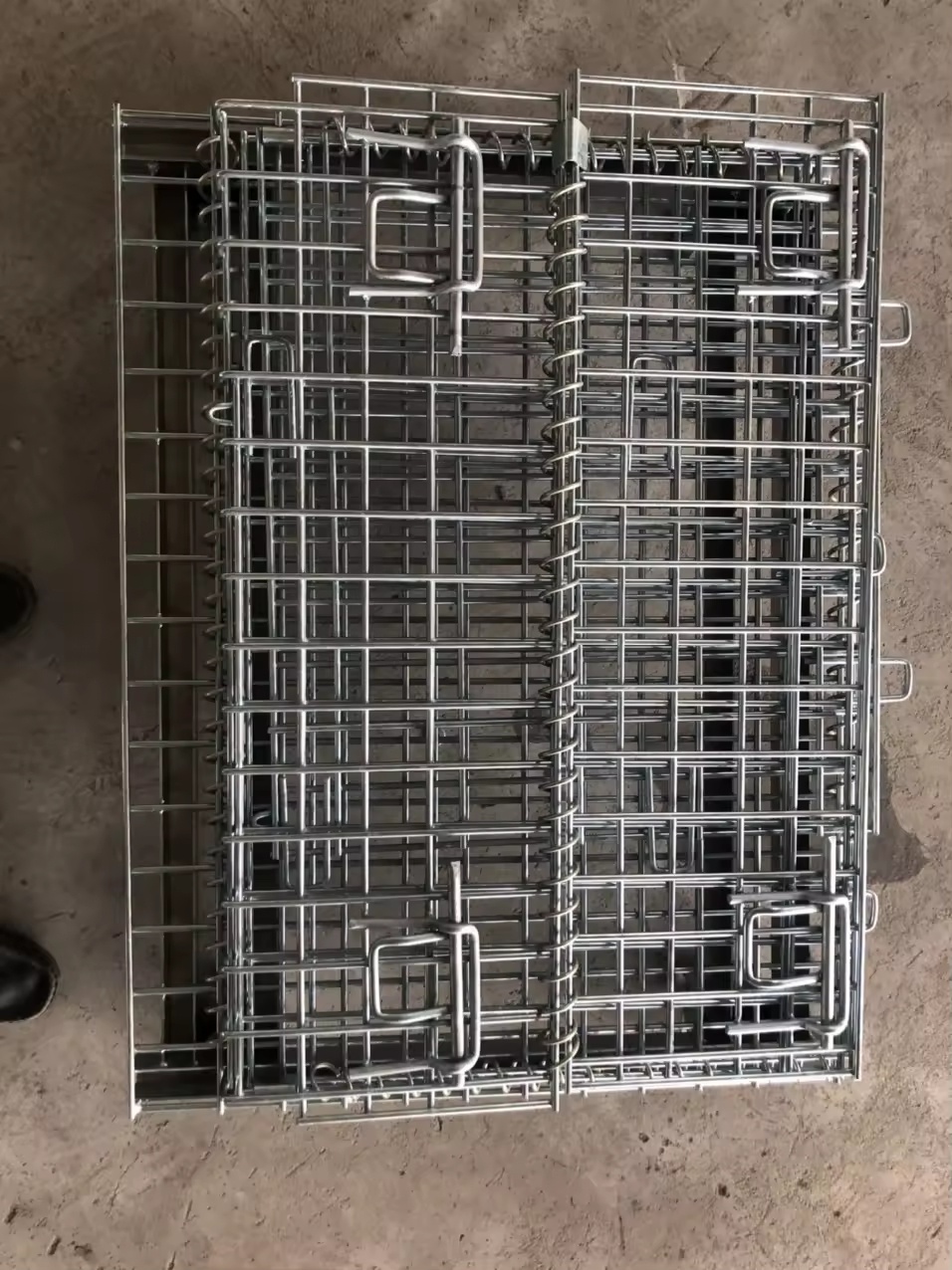 Wire Mesh Container Cage Warehouse Heavy Duty Stacking Folding Metal Galvanized Steel Mesh Cage Storage Pallet Boxes With Wheel